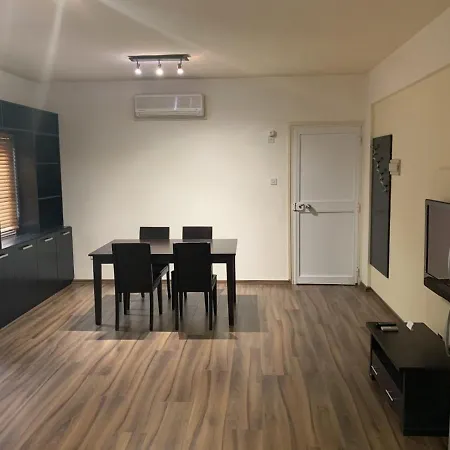 Kika Court 2 Apartment